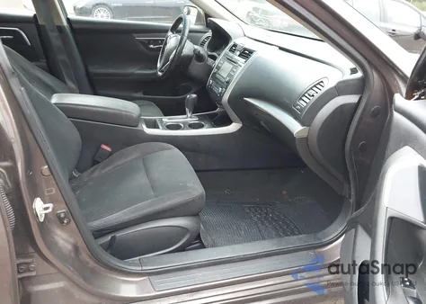 2014 Nissan Altima 2.5 Sv z USA, uszkodzony, nr VIN 1N4AL3AP5EC161724